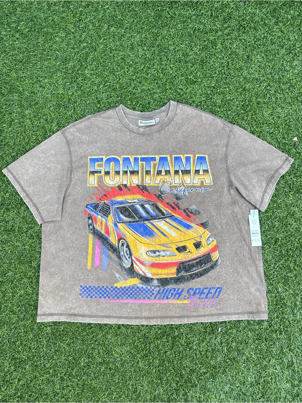No Boundaries Brown Savanna Racing Cropped Graphic Tee NWT 3XL